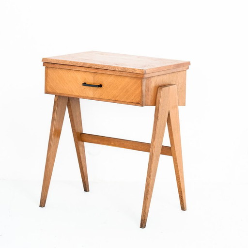 Consolle o tavolino vintage. Gambe oblique in rovere - Francia anni '60 – consoles, Wood