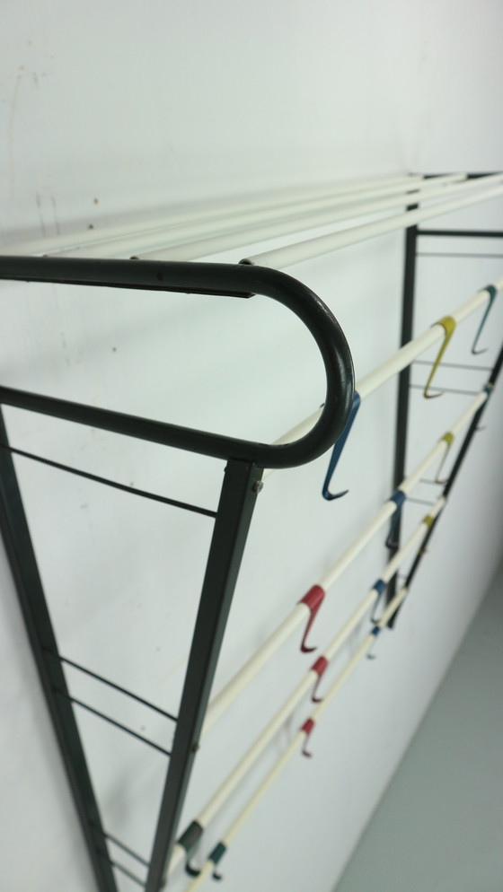 Image 1 of Coen de Vries per Devo “Scale” Appendiabiti in metallo, Paesi Bassi, anni &#39;60