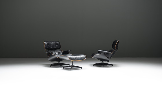 Image 1 of Vintage Eames Lounge Chairs & Ottoman 1971 - Ray & Charles Eames - Herman Miller