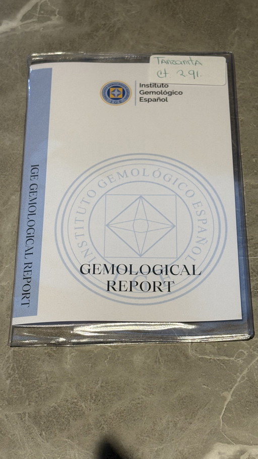 A magnificent Tanzanite gemstone - 2.91 ct - certified