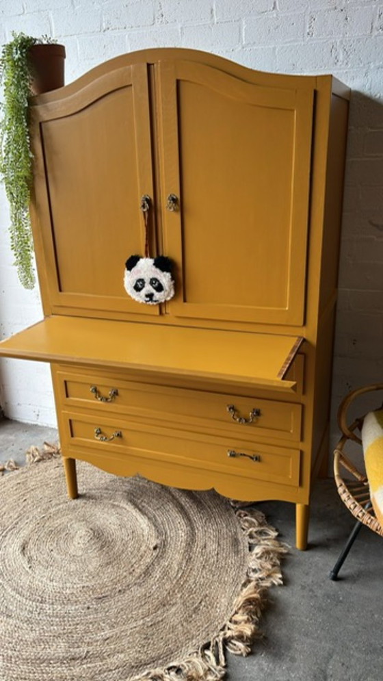 Armoire vintage ancienne, armoire pour chambre d'enfant, armoire pour fille – Buffets, Wood (photo 17 of 20)