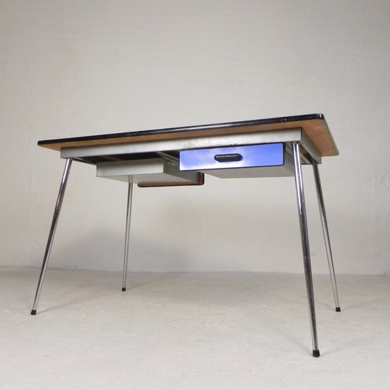 Formica table, desk with 2 drawers, 1950s – Dining tables, Plastic, Iron (photo 3 of 19)