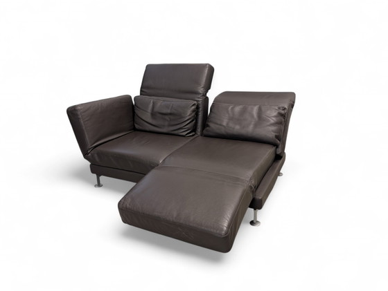 Image 1 of Sofá cama mediano de piel BRÜHL Moule