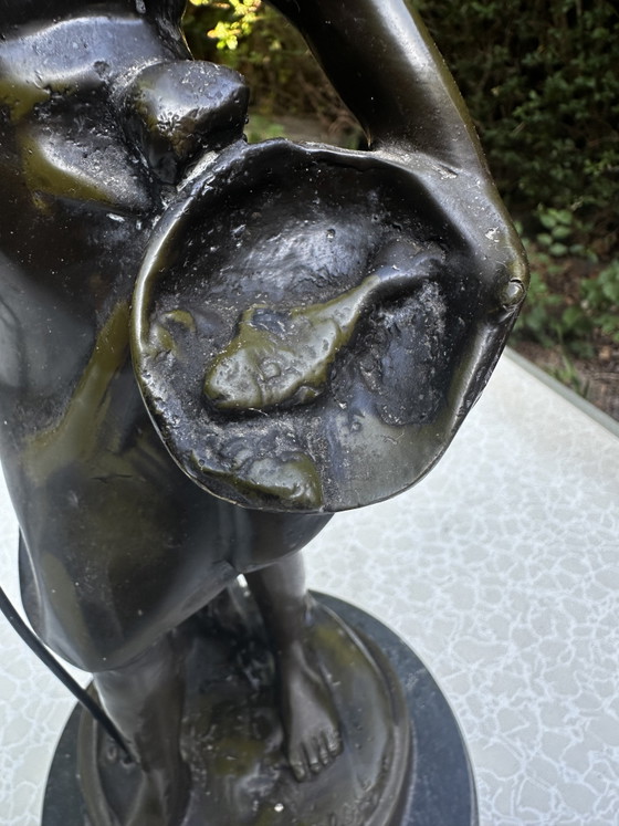 Bronzo con patina verde, "Giovane pescatore" di Hippolyte François Moreau, Francia, circa 1900 – Sculture (photo 5 of 13)