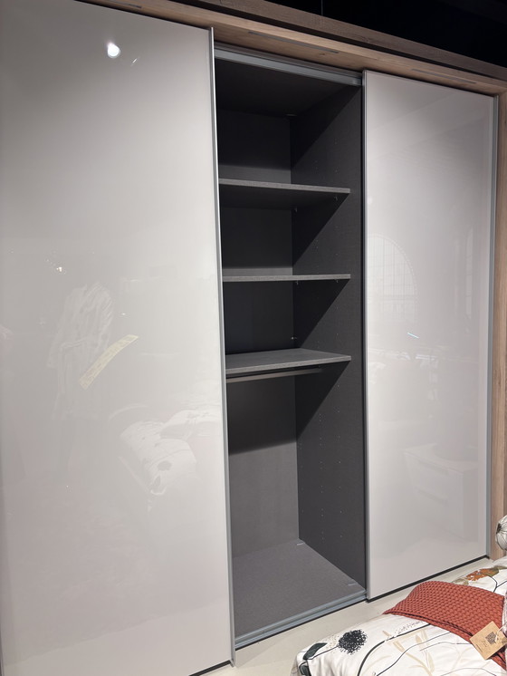 Image 1 of Armario con puertas correderas Nolte