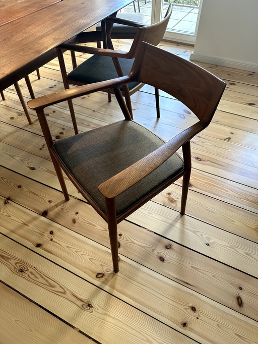 4 Handmade Dining Chairs From Japan