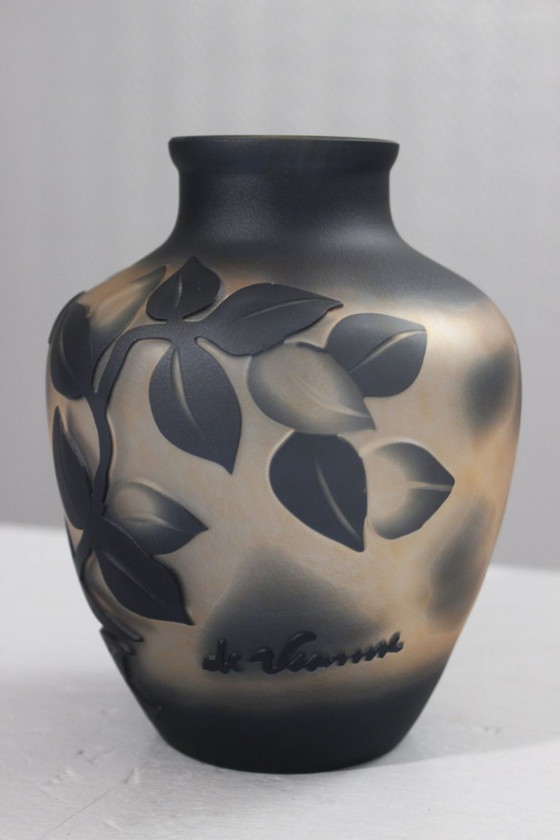 Image 1 of De Vianne, France - Vase with birds, acid-etched glass paste, 20th century