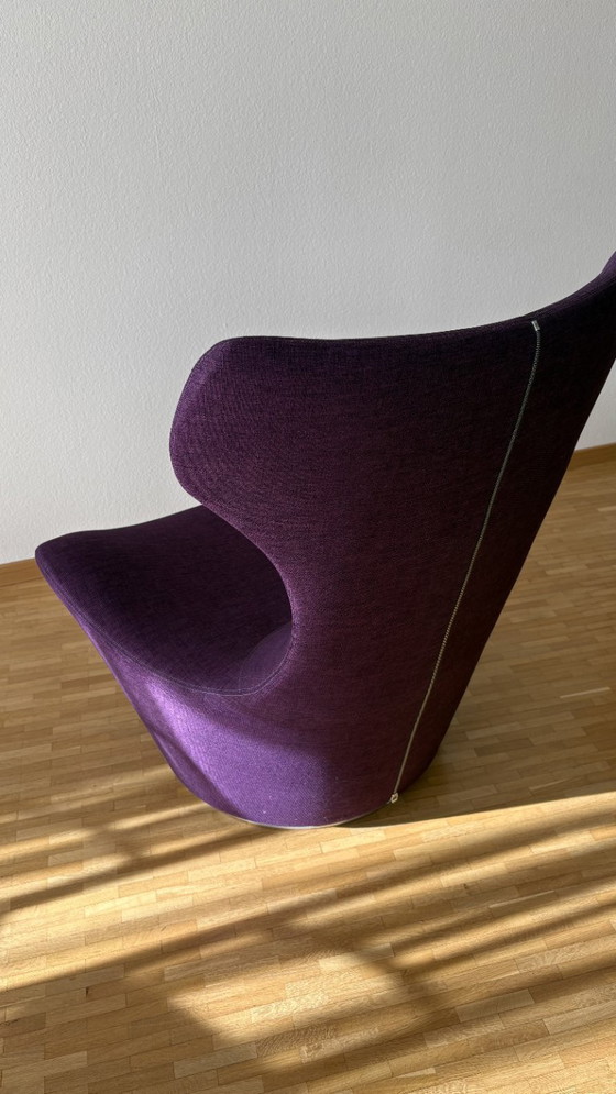 Image 1 of Poltrona GRANDE PAPILIO + POUF B&B ITALIA