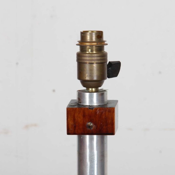 Image 1 of Lámpara de pie modernista de madera cromada y metal, atribuida a DIM, 1930