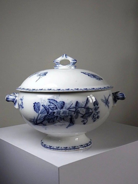 Sarreguemines Carmen fine earthenware soup tureen, blue decoration, 19th-20th century, Crockery, Porcelain (photo 3 of 12)