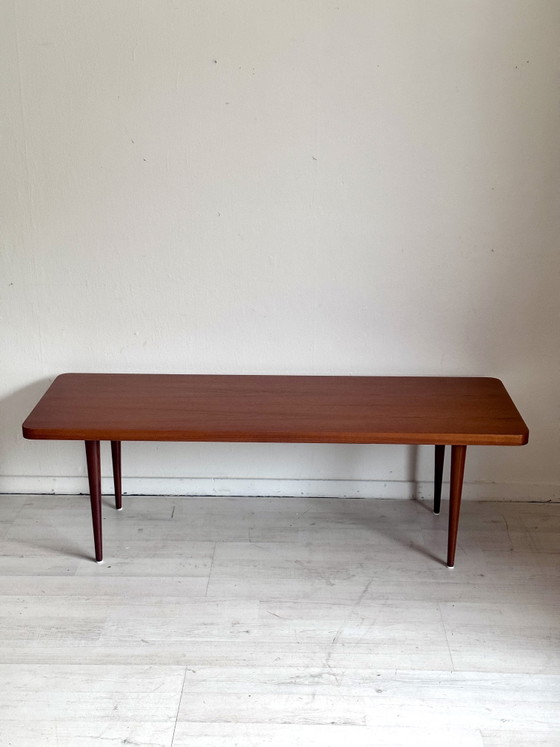 Vintage Teak Coffee Table 1960s – Wood (photo 8 of 9)