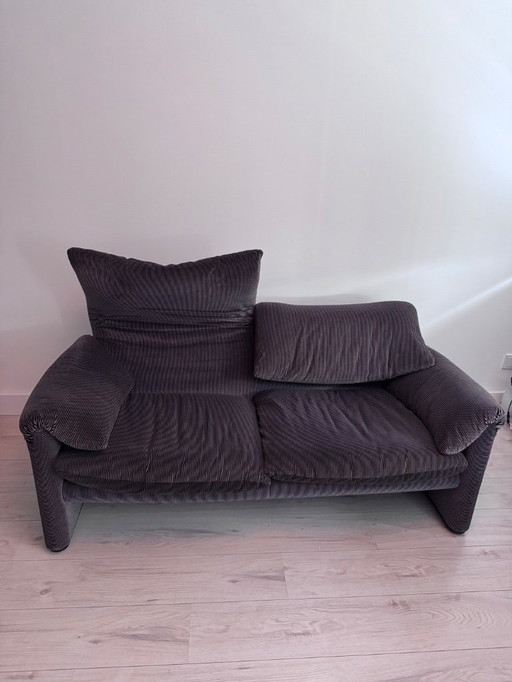 Cassina Maralunga 675 2-zits, design Vico Magistretti