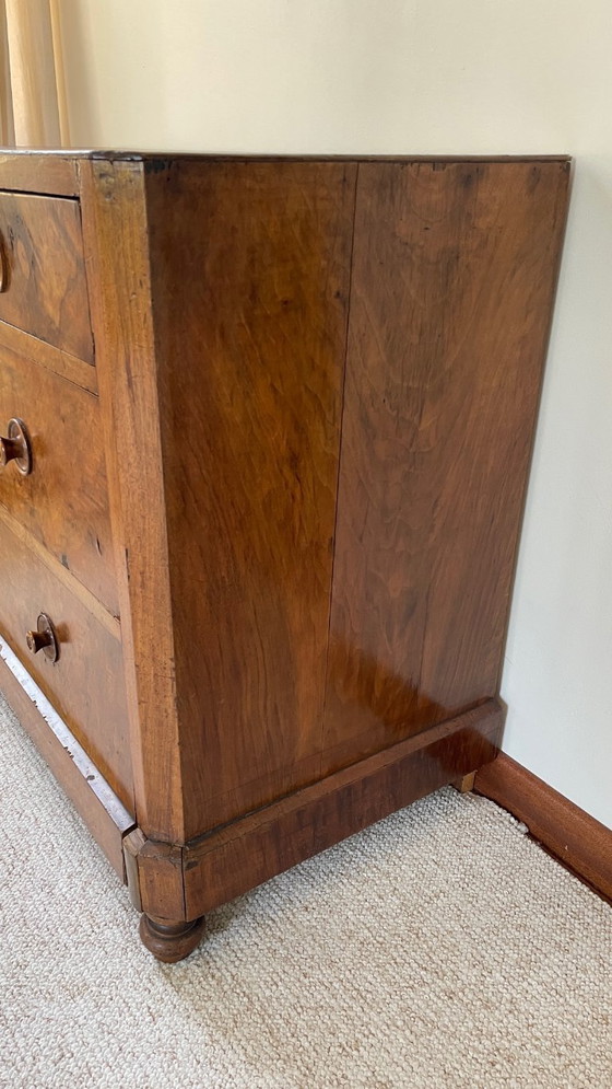 Image 1 of COMMODE Ancienne NOYER et Bois Massif