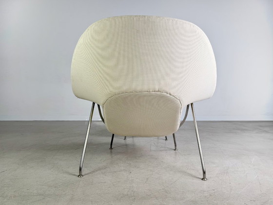 Image 1 of Silla Womb original de Knoll International, Eero Saarinen, 1980.
