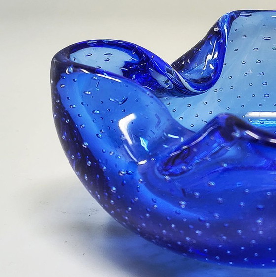 Image 1 of Cenicero o bandeja multiusos de mediados de siglo de la década de 1960 en cristal de Murano Bullicante por Flavio Poli