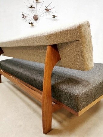Ausziehbares Schlafsofa Hans Bellmann x Wilkahn