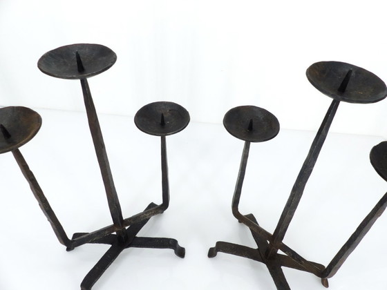 Image 1 of brutalist-candlesticks-fer-forge-artisan-1972-france_pair_brutalist-forged-iron-candlesticks-sculptural