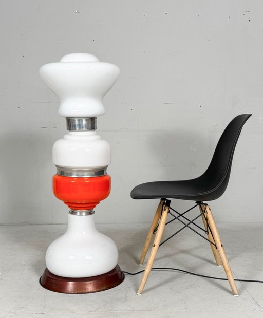 Lampada da terra Space Age di Carlo Nason per Mazzega, Italia, anni '70.