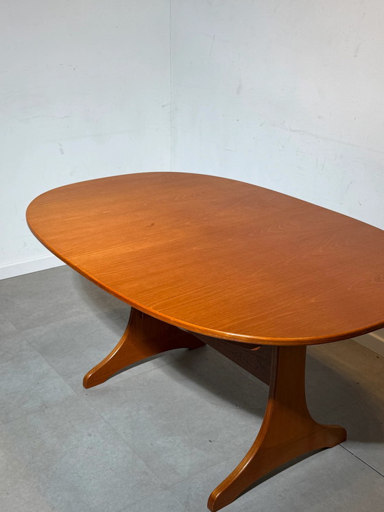 Vintage Extendable Teak Dining Table – Mid-Century Modern (photo 5 of 6)
