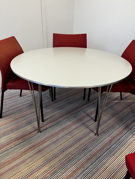 Mesa de diseño circular Fritz Hansen