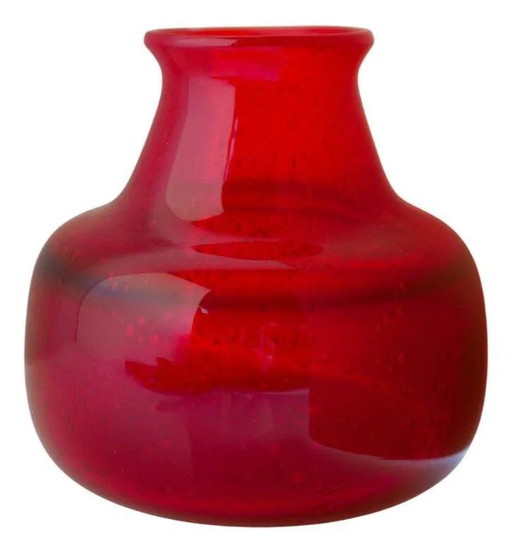 Red glass vase by Erik Höglund for Bodafors, 1960s