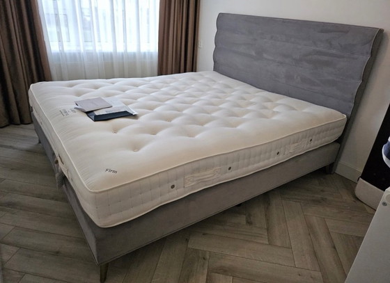 Image 1 of Vispring Lana Boxspring 180x210 - Suede - Limited Edition