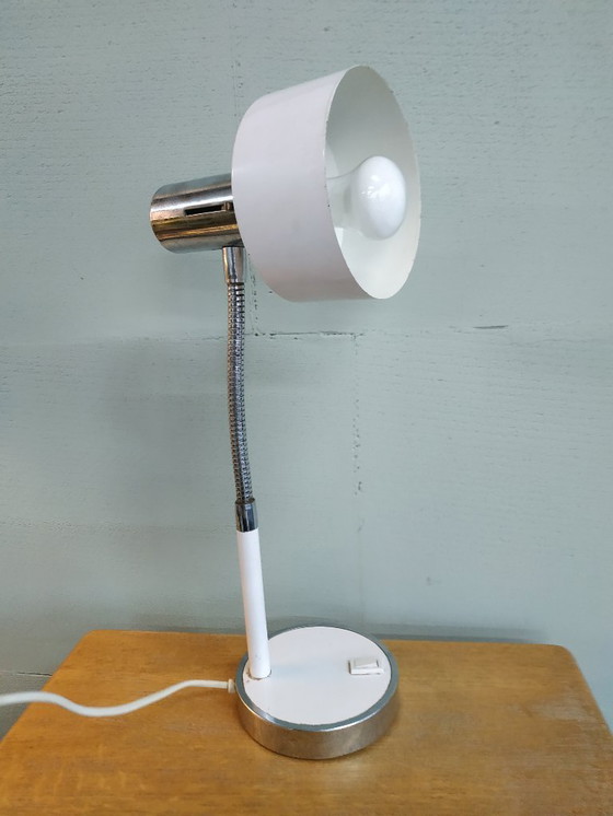 Image 1 of Lampe de table vintage (stilux) blanc/chrome 1960s-70s