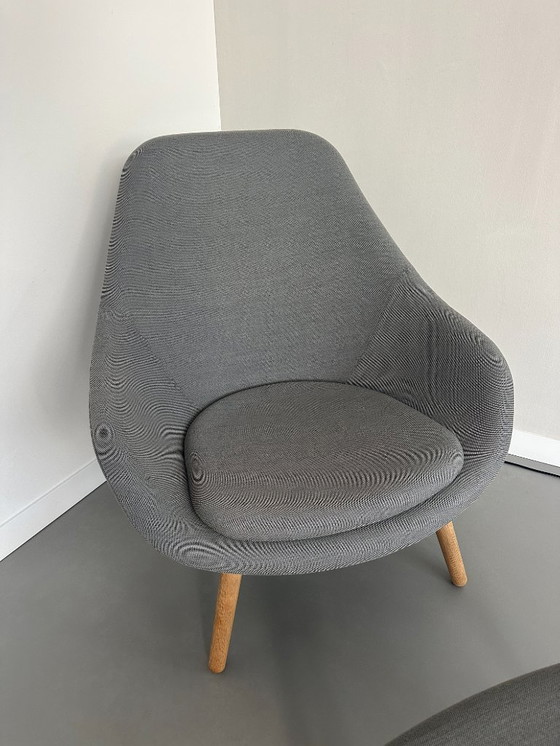 Image 1 of Hay About a Lounge Chair AAL82 con cojín y otomana