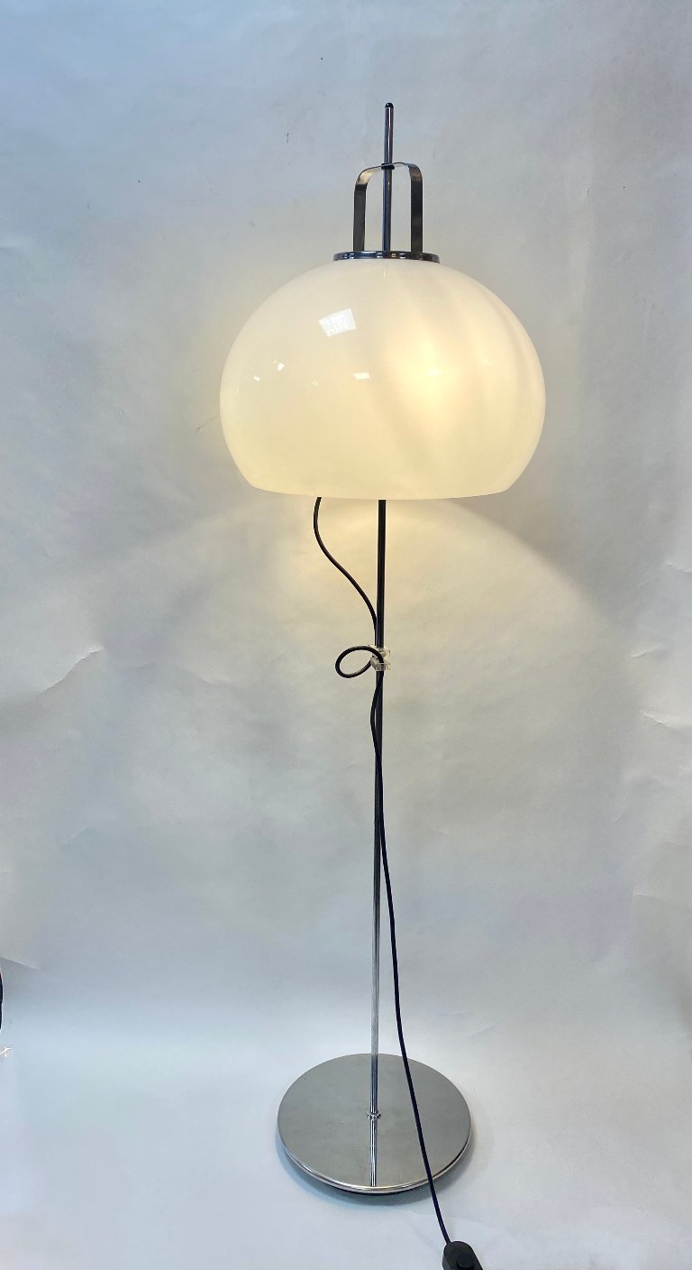 Harvey Guzzini Space Age Floor Lamp – 1970s – Made in Italy