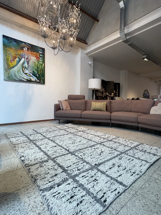 Image 1 of Brink and Campman Jacquard carpet new