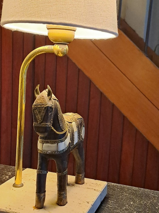 Unieke Vintage Indiase Marwari Paard Tafellamp – Handgesneden – Tafellampen, Other (photo 3 of 11)