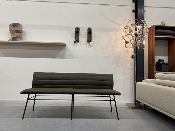 Image 1 of Label Van Den Berg Cocoon Bench Leer 168