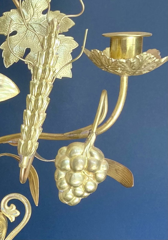 Image 1 of Candélabre ecclésiastique français ancien à motifs de raisins et de blé, 5 lumières, 49 cm