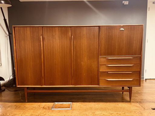 Mid-Century Modern RT 200 highboard in teak by Heinrich Riestenpatt for RT Möbel, from the 1960s