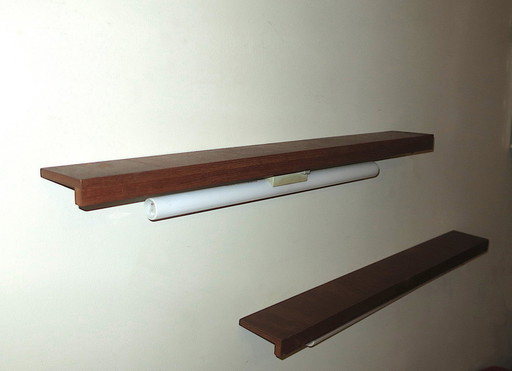 Paar Deense smalle teakhouten planken met wandlampen, jaren 1960