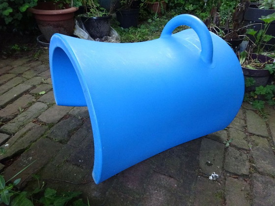 Sedia per bambini blu Trioli di Eero Aarnio per Magis Italy – Oggetti decorativi, Plastica (photo 2 of 9)
