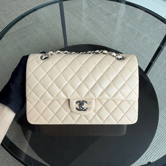 Image 1 of Chanel Classic Flap Medium - 25 cm gewatteerd lamsleer beige zilverkleurige hardware Serie 15