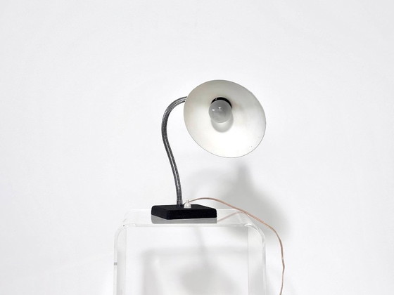 Vintage Gooseneck Table Lamp, 1960s, Metal, White (photo 8 of 15)