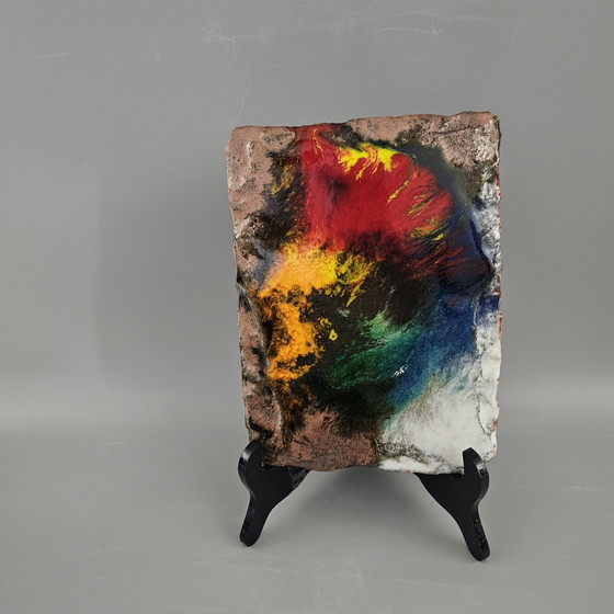 Image 1 of Vintage West-Duitse Fat Lava Muurplaquette Gemaakt Door Vulkan Keramik / Ostara Fliesen. Kleuren: Rood, Oranje, Blauw en Groen.