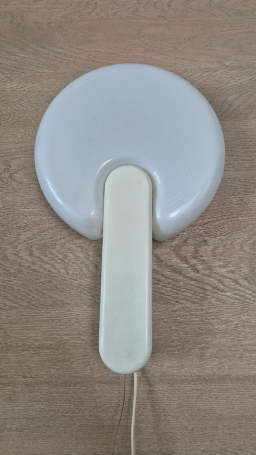 Lampada da parete Ping-Pong di Masanori Umeda per iGuzzini