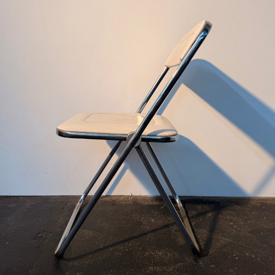 Image 1 of 1x Chaise pliante Plia blanche en similicuir rare
