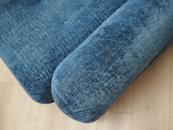 Image 1 of Blauwe fauteuil, Italiaans ontwerp, jaren 1970, productie: Italië