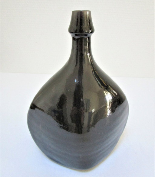 Roland Zobel ceramic bottle vase