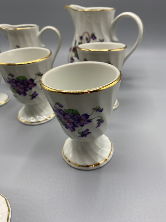 Service à café en porcelaine décoré de violettes et de dorures - Mazagrans – Vaisselle (photo 3 of 10)