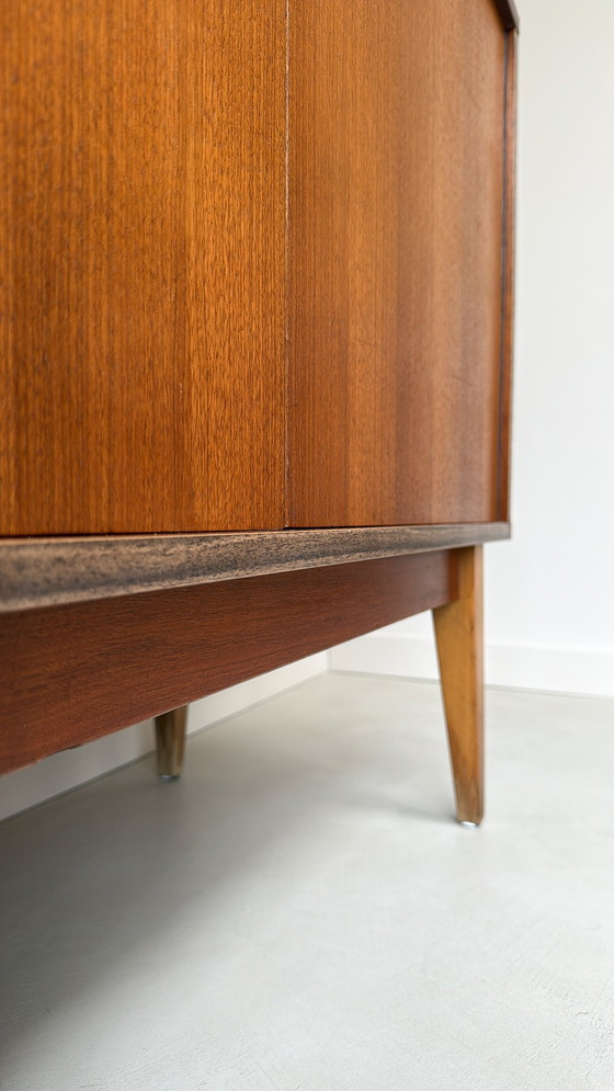 Image 1 of Vintage houten dressoir 