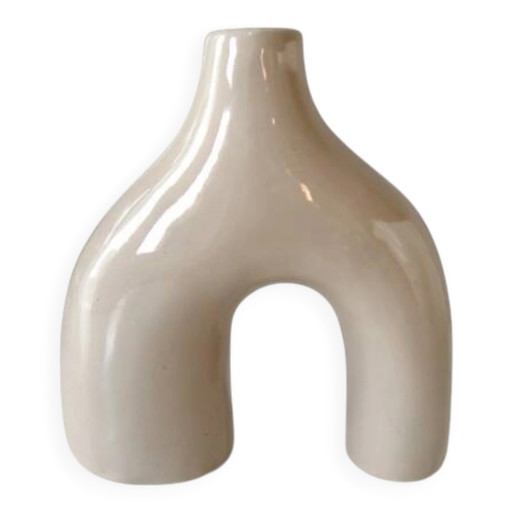 Ceramic decorative vase