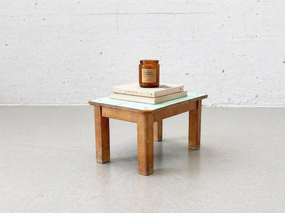 Image 1 of Vintage houten kruk met Formica blad, jaren 50