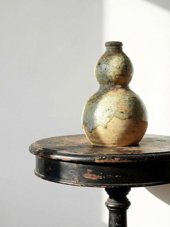 Image 1 of Kleine dubbelwandige Japanse keramische sakefles van Iga, vintage/oude collectie