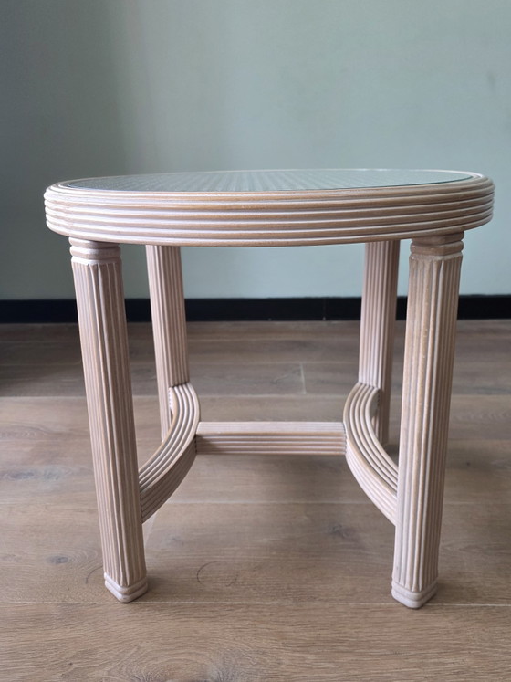Image 1 of Tavolino vintage in stile Hollywood Regency | Struttura in legno | Cinghie e vetro | Anni '70/'80