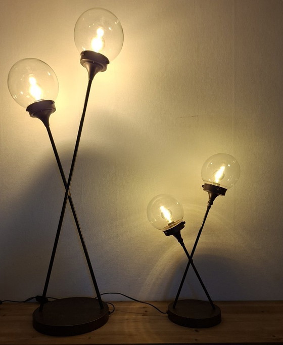 2 Design Lampen Tafellampen/ Vloerlampen. – Metal (photo 5 of 13)